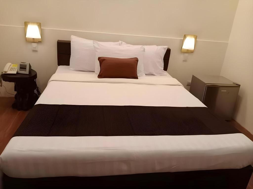 Hotel Asuncion Laoag Dış mekan fotoğraf
