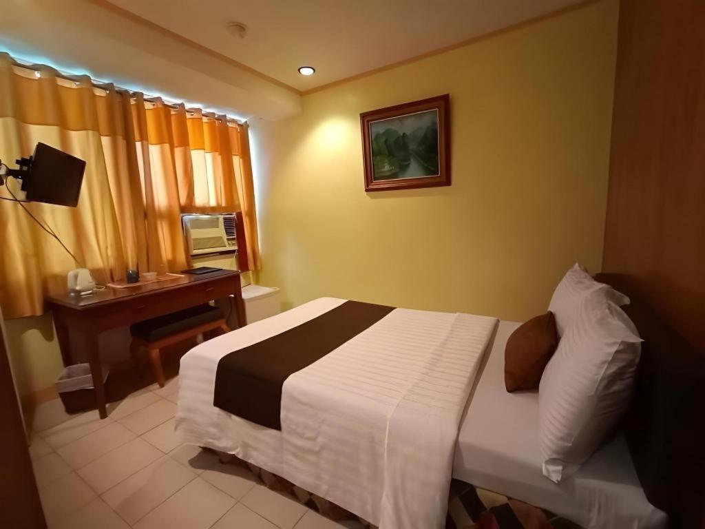 Hotel Asuncion Laoag Dış mekan fotoğraf