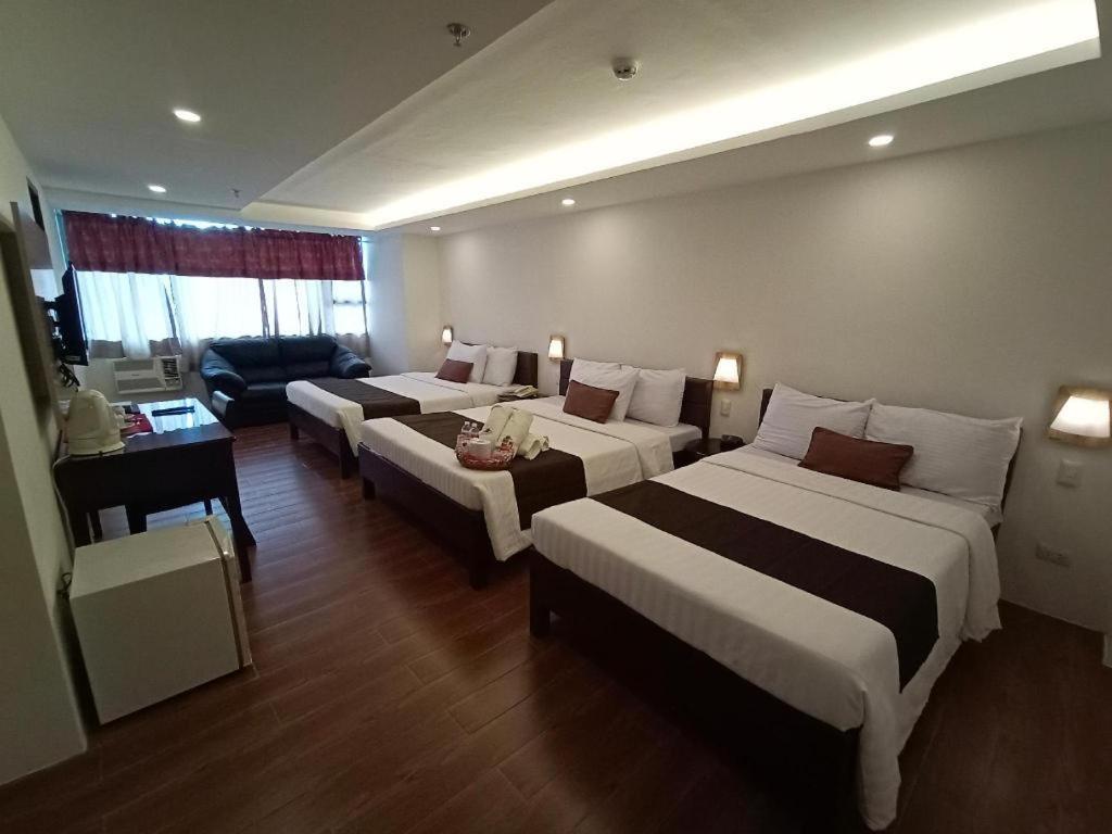 Hotel Asuncion Laoag Dış mekan fotoğraf